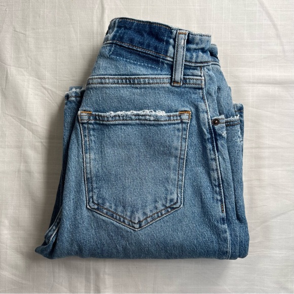 Abercrombie & Fitch Denim - Abercrombie & Fitch “The 90’s Relaxed” High Rise Jean 0/25 SHORT Curve Love NWT